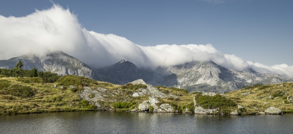 Eintauchen in das kühle Nass der Alpen: Obertauern begeistert mit glasklaren Bergseen und Wasserwanderungen